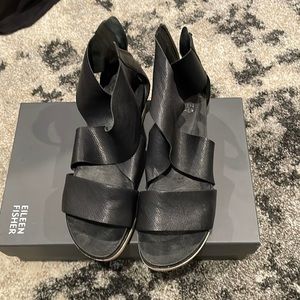 Eileen fisher black sandals size 8 1/2